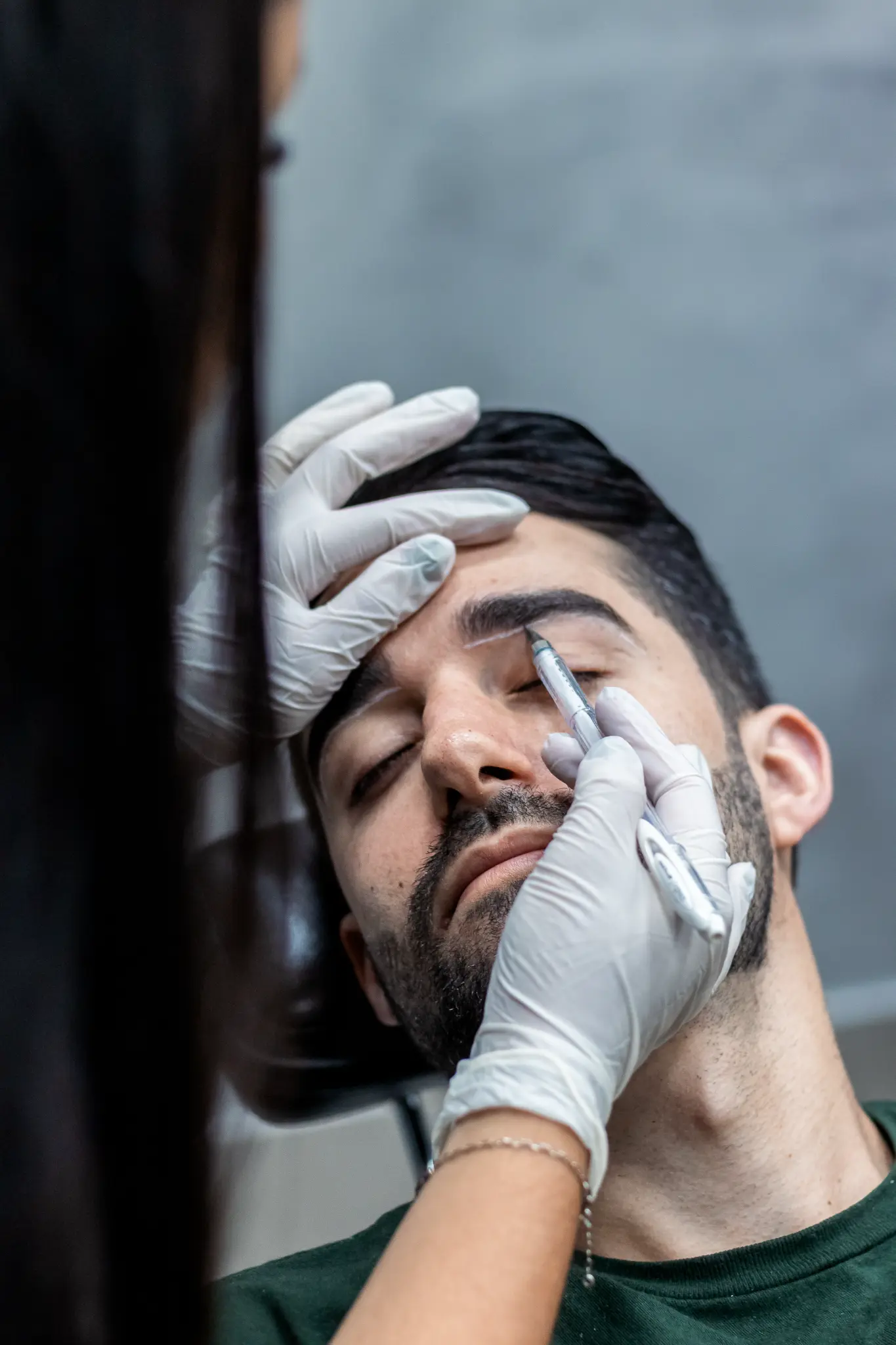 Tratamento estético facial masculino